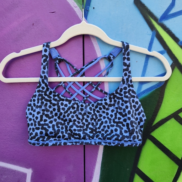 lululemon athletica Other - LuluLemon Sports Bra 6 Strappy
